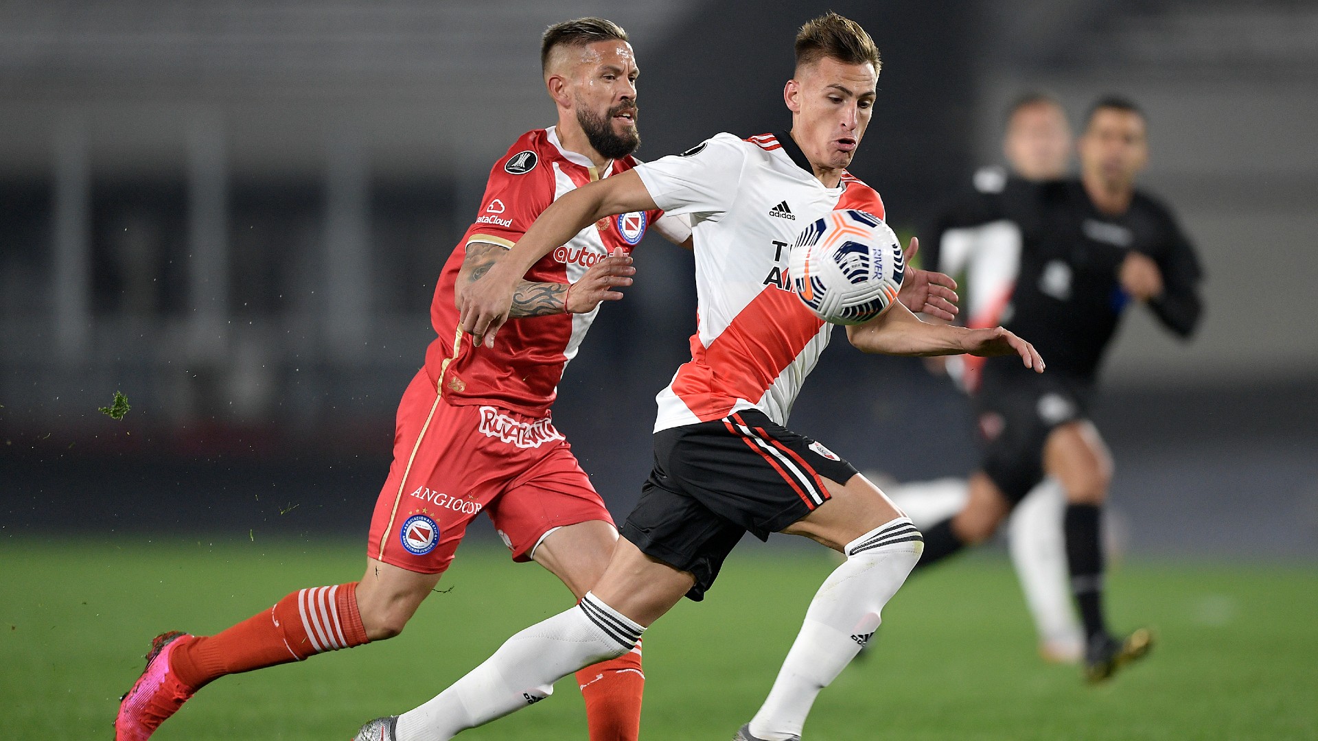 Copa Libertadores: River eliminó a Argentinos con dos goles de Braian Romero