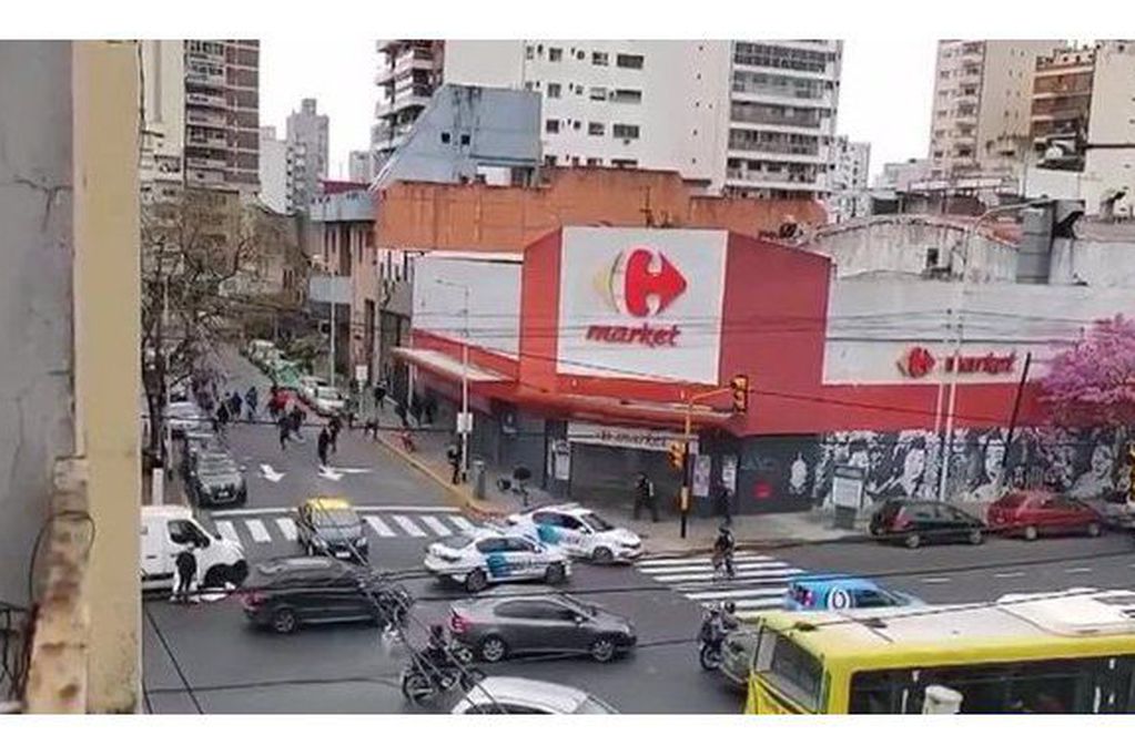 Barras de Independiente se enfrentaron a tiros en Avellaneda: hay 23 detenidos