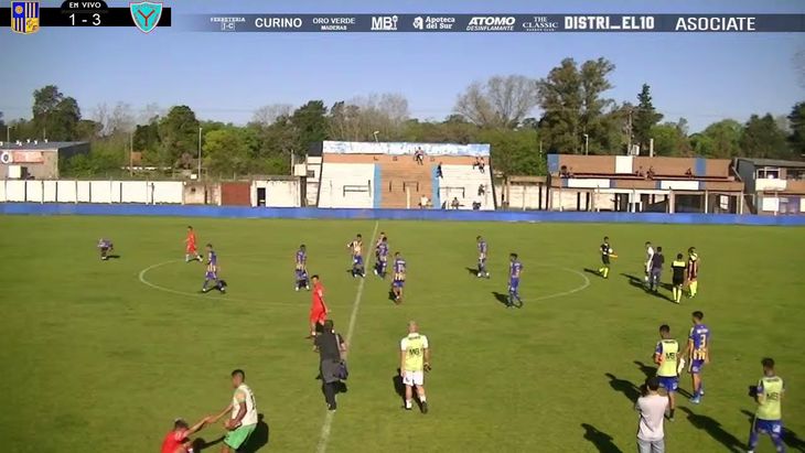 Insólito: en un partido de la D, los hinchas se enteraron en la cancha que no ingresaba el público