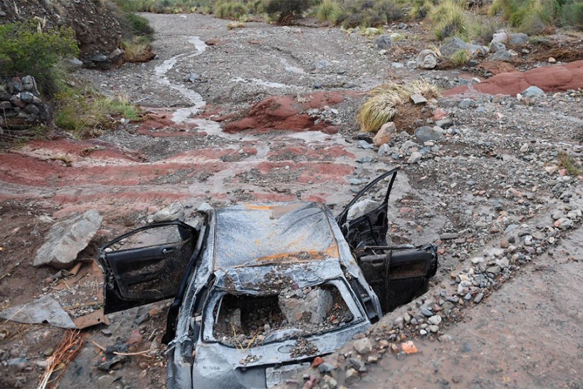 Tragedia en Mendoza: tres muertos y dos heridos por un alud