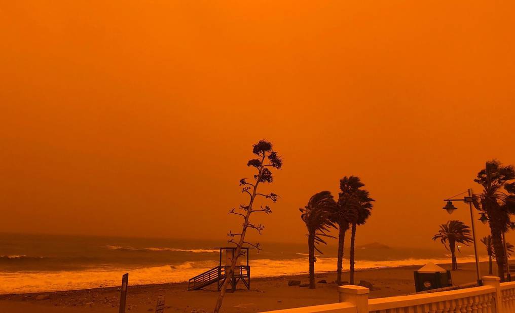 España naranja: una nube de polvo proveniente del Sahara tiñó al país de ese color