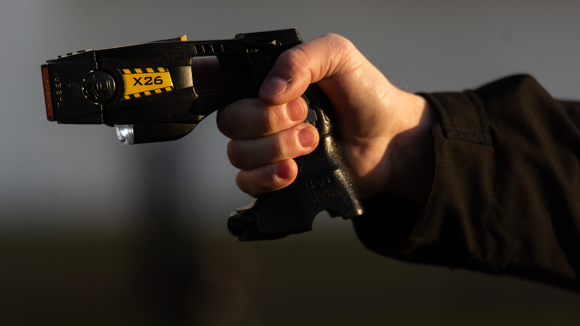 El Gobierno Nacional compró 100 pistolas Taser para la Policía Federal