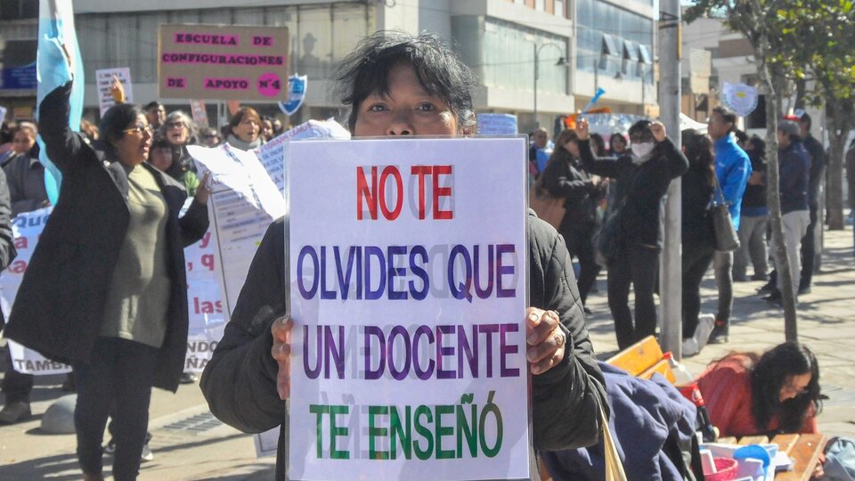 Jujuy: miles de trabajadores marcharon contra la reforma que propuso el gobernador Morales