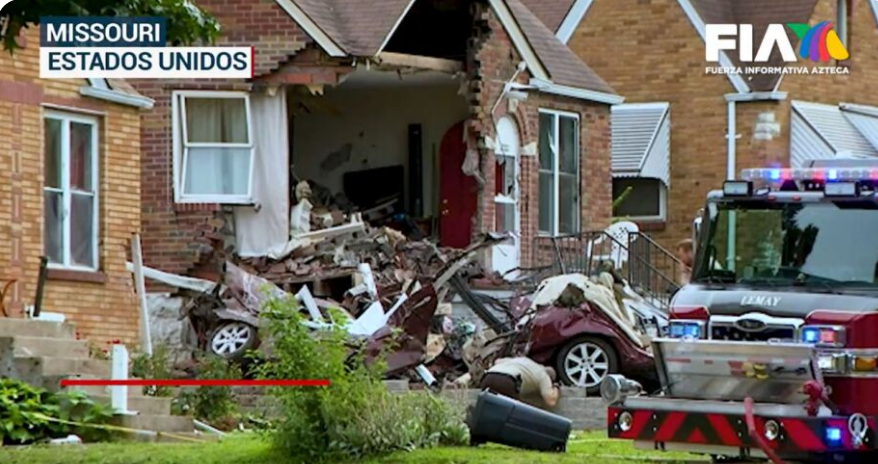 Un auto se estrelló contra una casa y salió volando: la conductora murió en el acto