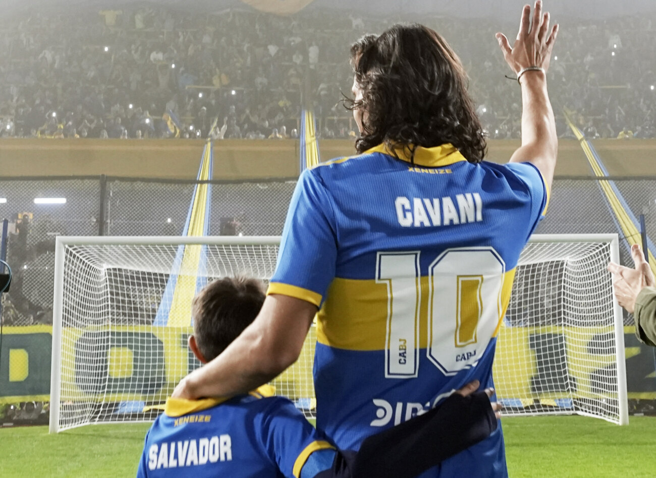 Presentaron a Edinson Cavani en Boca