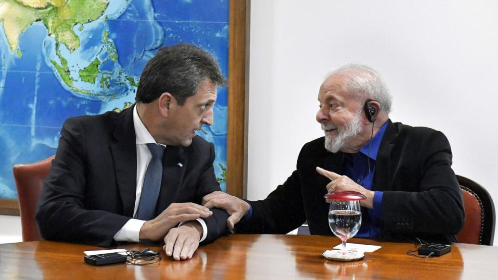 Massa se reunió con Lula en Brasil y anunció un acuerdo para financiar importaciones por USD 600 millones