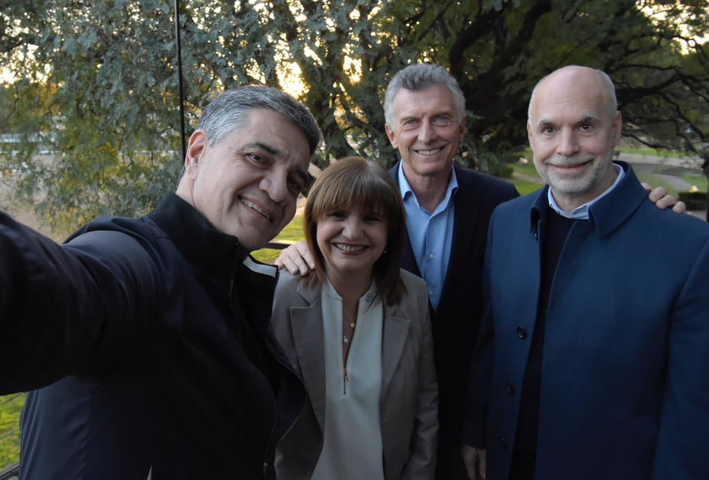 Jorge Macri juntó a Bullrich, Rodríguez Larreta y Mauricio Macri en el cierre de campaña porteño
