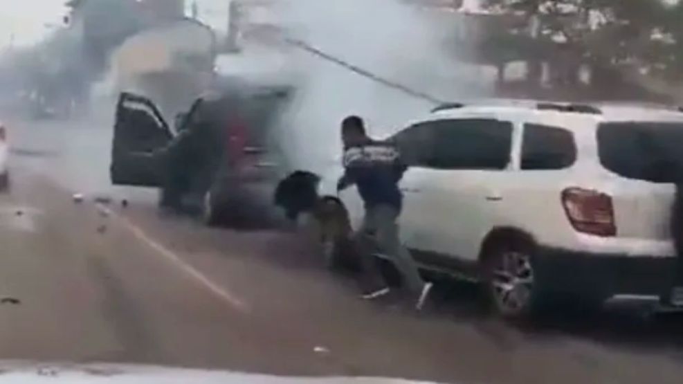 Video: persecución de camioneta robada comenzó en San Isidro y terminó en San Fernando tras un choque