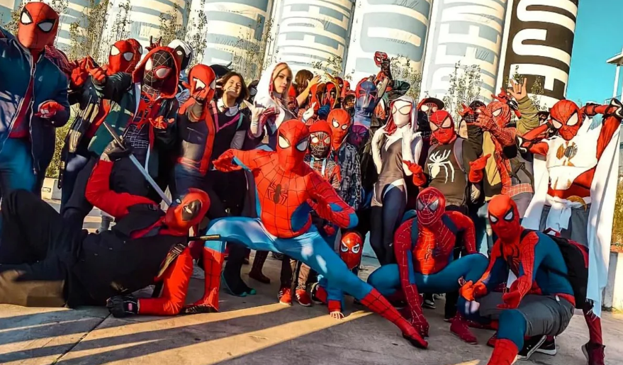 La insólita convocatoria de fanáticos de Spider Man en el Obelisco que busca ser récord mundial