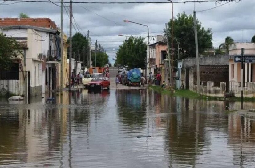 Casi 500 familias continúan evacuadas en Concordia por las inundaciones