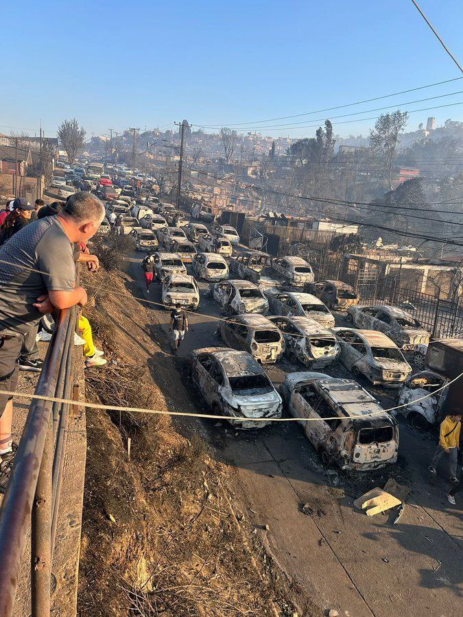Aumenta a 112 el número de muertos por los incendios forestales en Chile