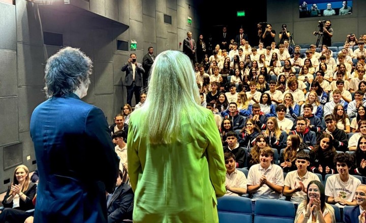 Javier Milei en su escuela secundaria: se burló ante el desmayo de un alumno