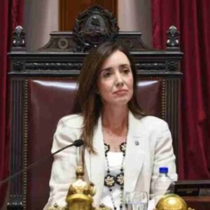 Tras bajarse de la misa de Luján en homenaje al Papa, Villarruel explicó: “Ahí estaba lo peor de la casta política”