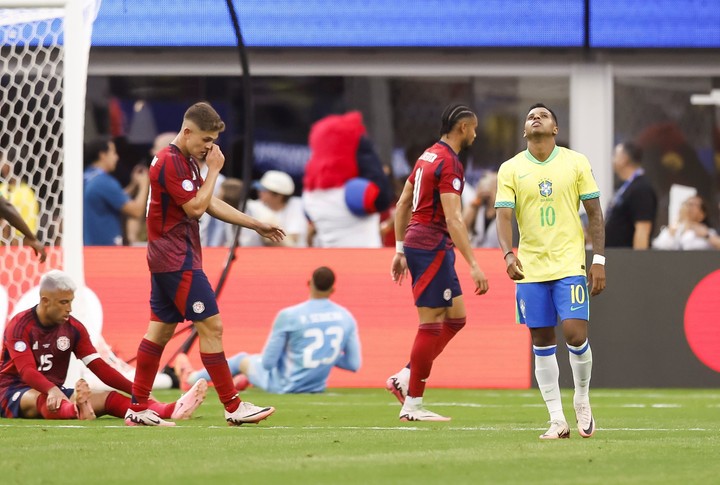 Primer batacazo de la Copa América: Brasil no pasó del empate con Costa Rica