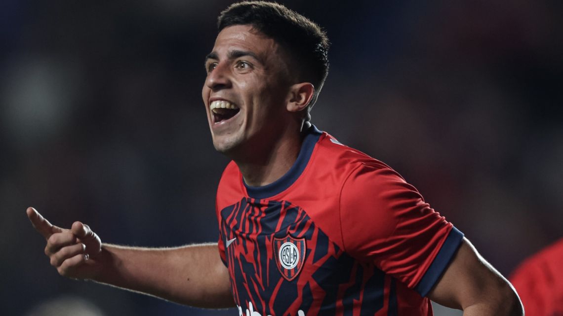 San Lorenzo le ganó a Barracas Central en un partido con polémica por la Liga Profesional