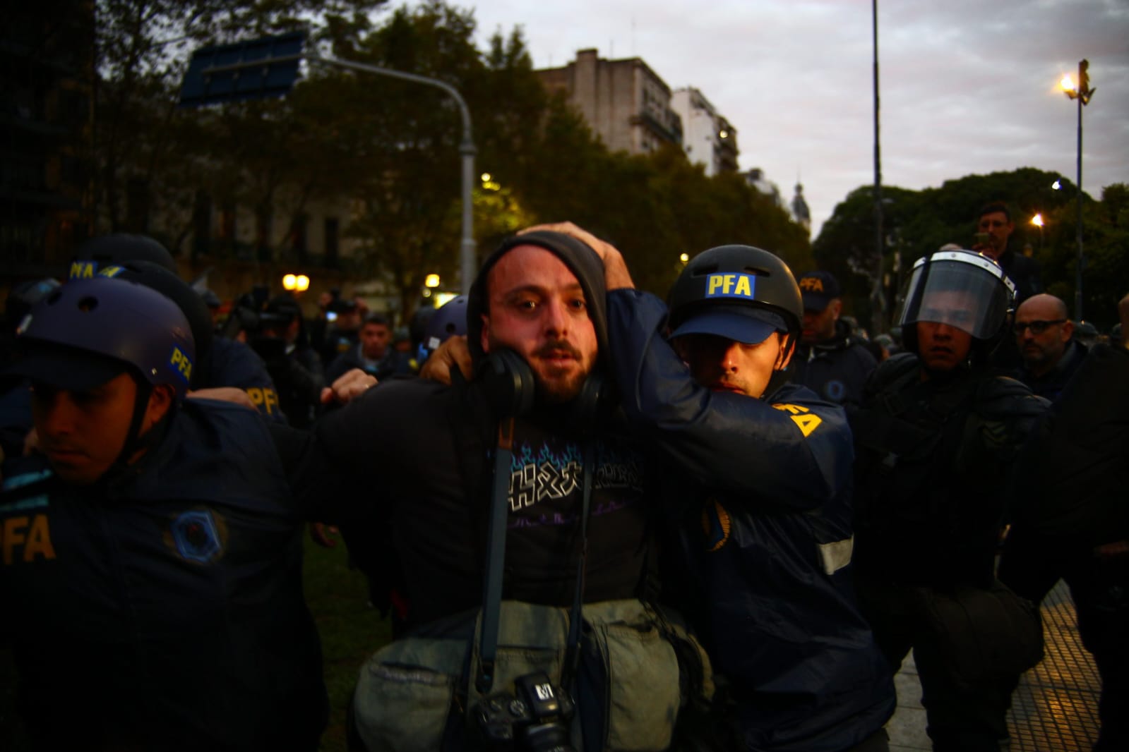 Detenciones arbitrarias y ataques a la prensa en la marcha de los miércoles de los jubilados