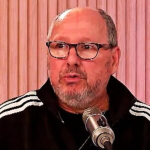 Ducatenzeiler respondió tras los afiches en su contra: “Me molesta la cobardía del anónimo”