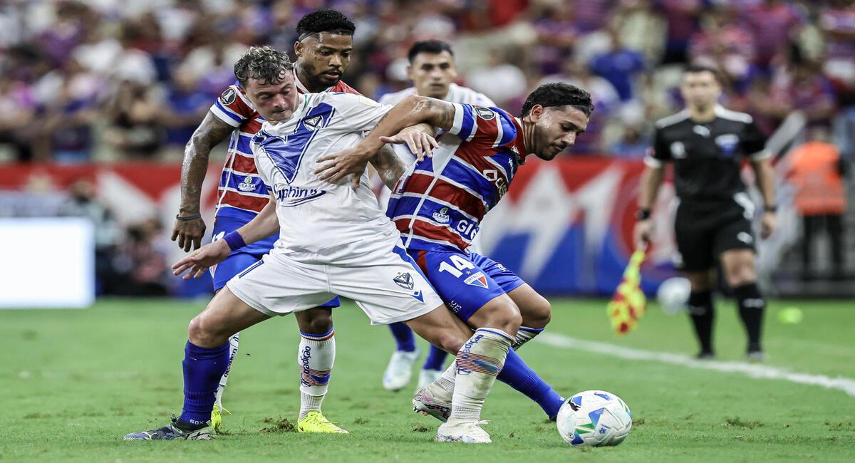 Vélez le ganó a Fortaleza 2 a 0 por los octavos de final de la Copa Libertadores