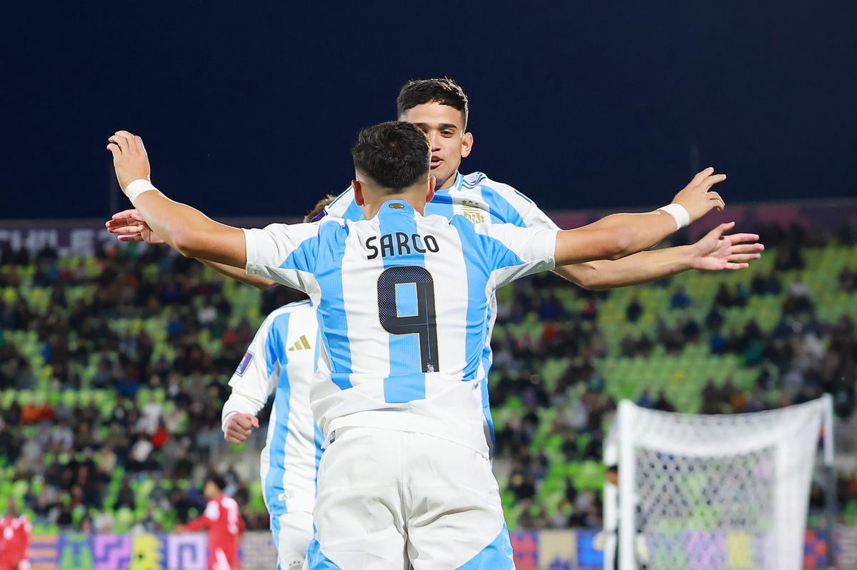 Argentina arrolló 4-0 a Nigeria y avanzó a los cuartos de final del Mundial Sub 20