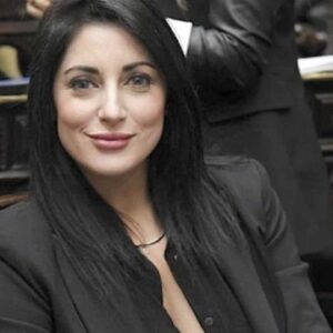 La presidenta de Relaciones Exteriores en Diputados mencionó a Checoslovaquia, país disuelto en 1992