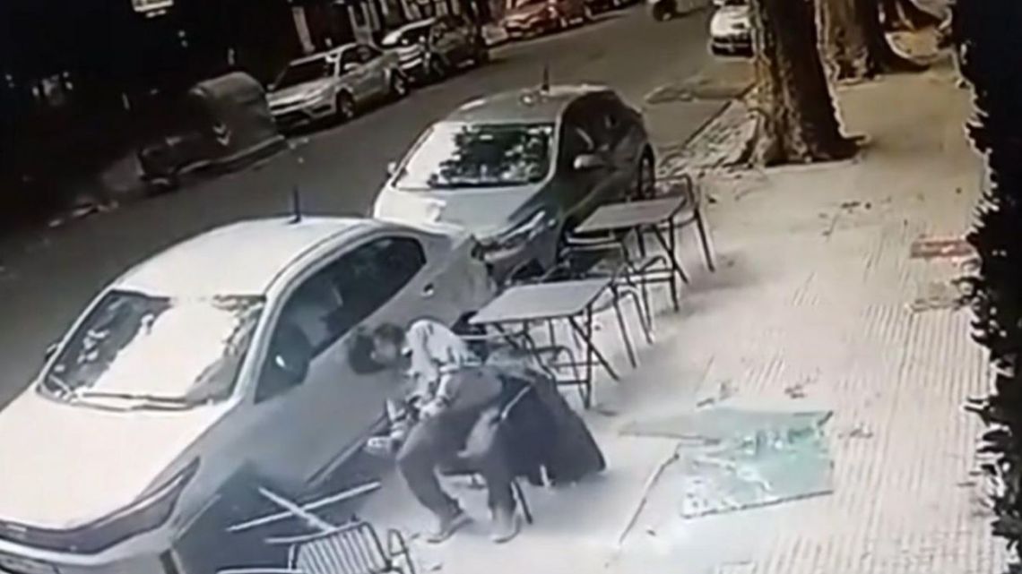 “Estoy vivo para contarlo”, habló el hombre al que se le cayó un vidrio encima