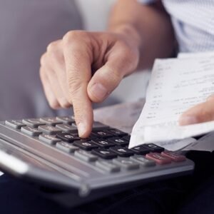 Ahorros o deudas: advierten que el 47,7% de los hogares argentinos no llega a fin de mes