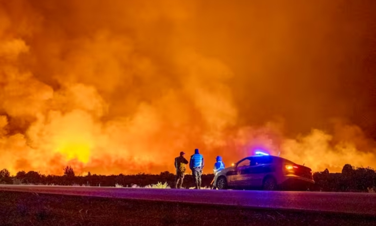 Drama en la Patagonia: el fuego ya afectó 45 mil hectáreas y hay cuatro parques en alerta