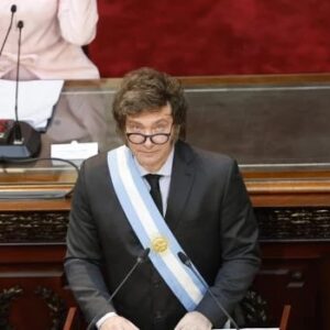 Milei abrió las sesiones ordinarias: cruces con la oposición, guarangadas y violencia verbal