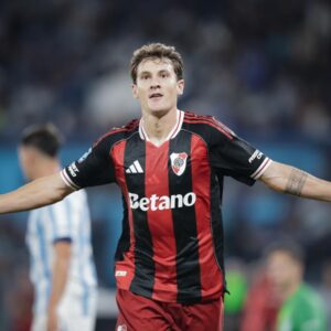 River le ganó a Racing por 2-0, sigue invicto en el ciclo Coudet y escolta la zona B del Torneo Apertura 2026