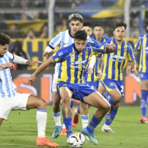 Rosario Central eliminó 2-1 a Racing en un partido caliente y se metió en las semifinales del Torneo Apertura