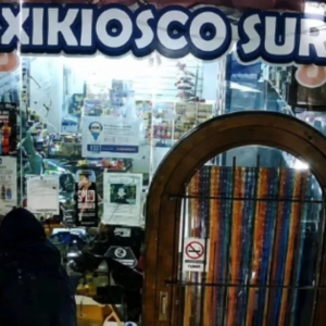 Miramar: dos ladrones vaciaron un kiosco y huyeron a caballo