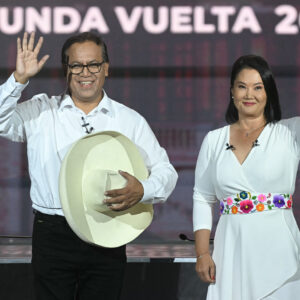 Final reñido en Perú: empate técnico entre Keiko Fujimori y Roberto Sánchez