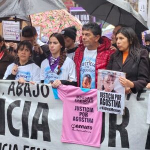 La familia de Agostina encontró una carta escrita por la nena y la entregó a la justicia