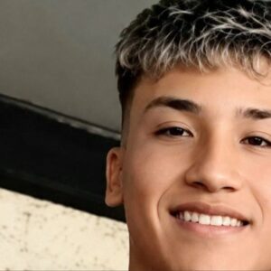 Motochorros asesinaron a tiros a un joven de 17 años que iba al colegio junto a su padre