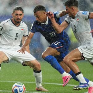 Mbappé a la caza de Messi: marcó un doblete y alcanzó a Klose como segundo máximo artillero de los mundiales