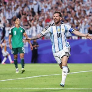 Con una actuación estelar de Messi, Argentina goleó a Argelia en su debut en el Mundial 2026
