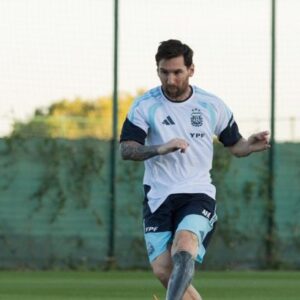 Con la presencia de Messi, Argentina se entrenó con la mirada puesta en Austria