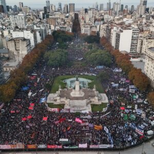 Ni Una Menos: con duras críticas al Gobierno, una multitud de mujeres marchó contra la violencia de género