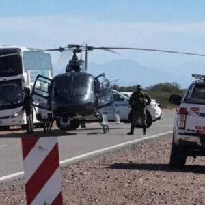 Un helicóptero que se preparaba para combatir incendios cayó en San Juan: murieron los 7 tripulantes