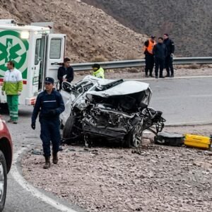 Jujuy: una mujer murió por el desbarranco de su camioneta en la Cuesta de Lipay