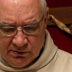 El Vaticano declaró culpable al sacerdote argentino Carlos Miguel Buela por abusar de seminaristas