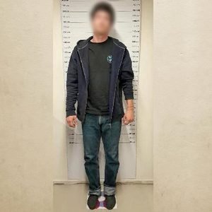 Un carpintero atacó a su socio mientras dormía: le dio dos tiros en la cara y lo ahorcó con un  cable
