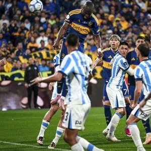 Valencia le dio la remontada a Boca con un heroico triplete contra Racing: “Esto es inolvidable”