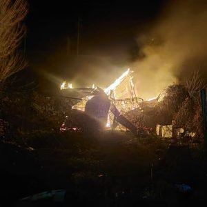 Se incendió la casa de la madre de Ángel López, el nene de cuatro años que murió en Comodoro Rivadavia: investigan las causas