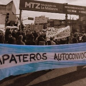 Habrá un “zapatazo solidario” en Plaza de Mayo en “defensa de la producción nacional”